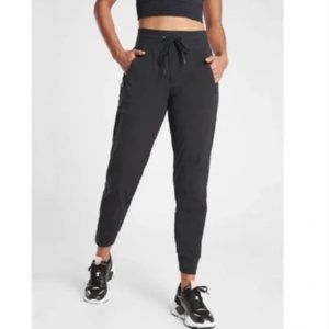 Athleta Trekkie North Jogger